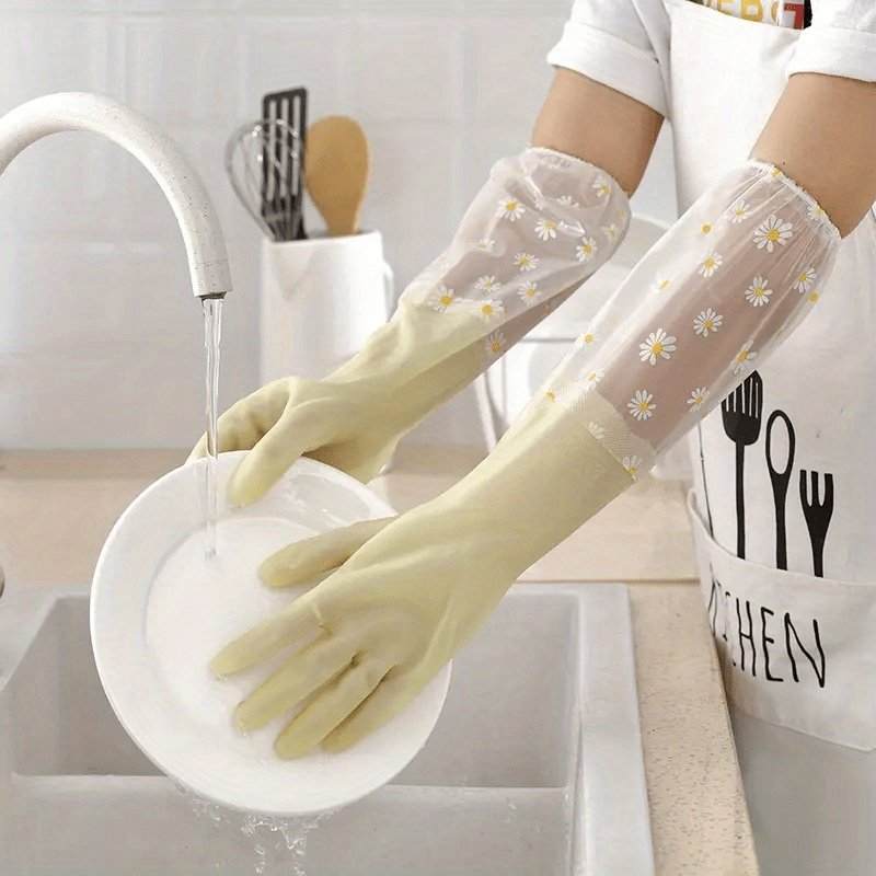 Buy Rubber Gloves : Reusable Dish washing, Kitchen Tasks - Qatar 1