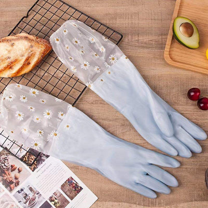 Buy Rubber Gloves : Reusable Dish washing, Kitchen Tasks - Qatar 3