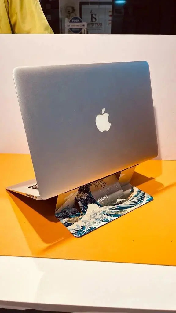 Moft Laptop Stand Alamat Qatar 