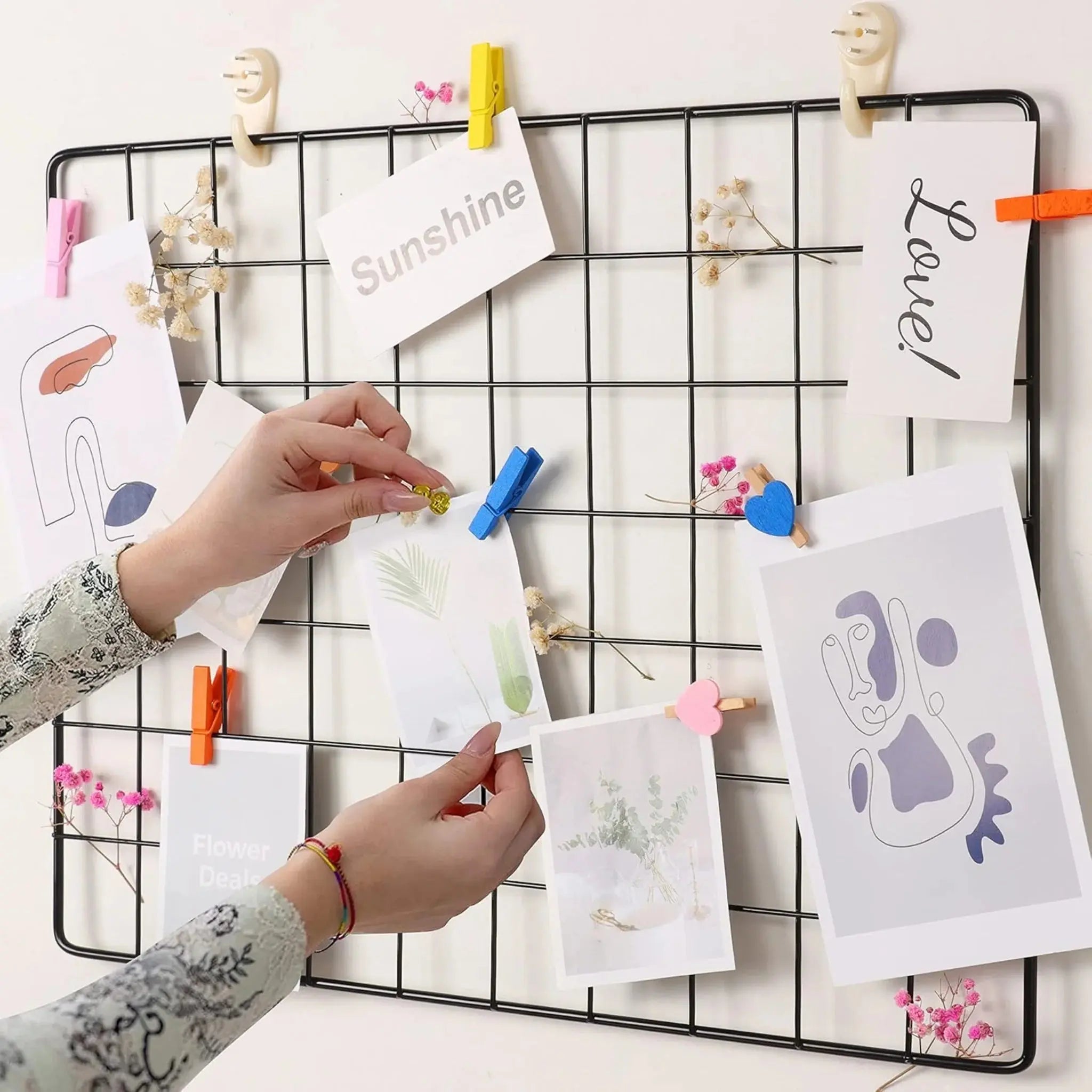 DIY Wire Wall Grid Panel - Hanging Memo Pin Board for Wall Decor - Scrollcart Qatar