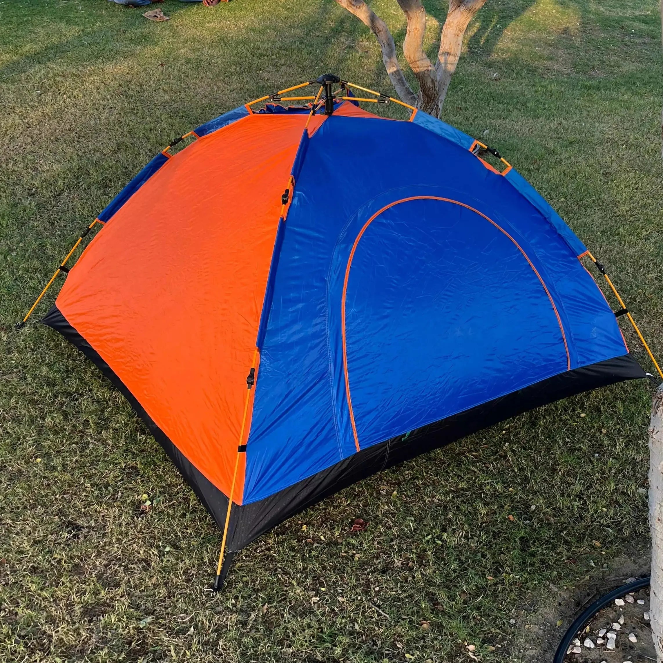 Camping Tent : Automatic Outdoor Tent | Suitable For 4 Person - Scrollcart Qatar