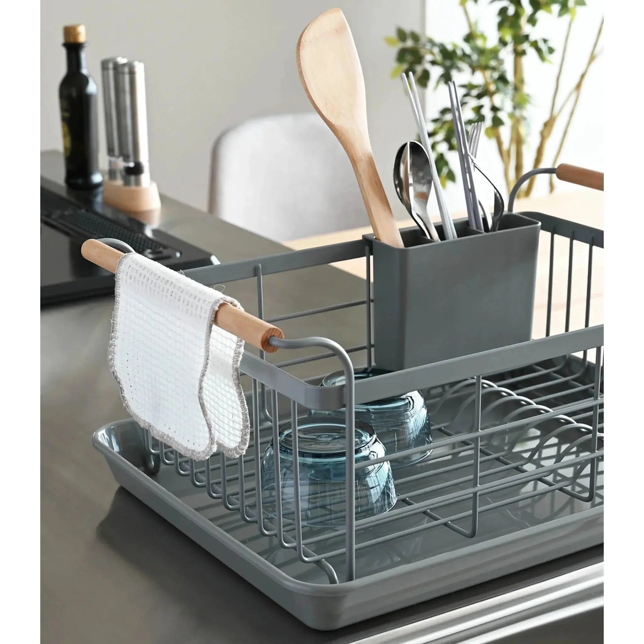 Buy Kitchen Sink Drainer Tray Dish Rack Online qatar!