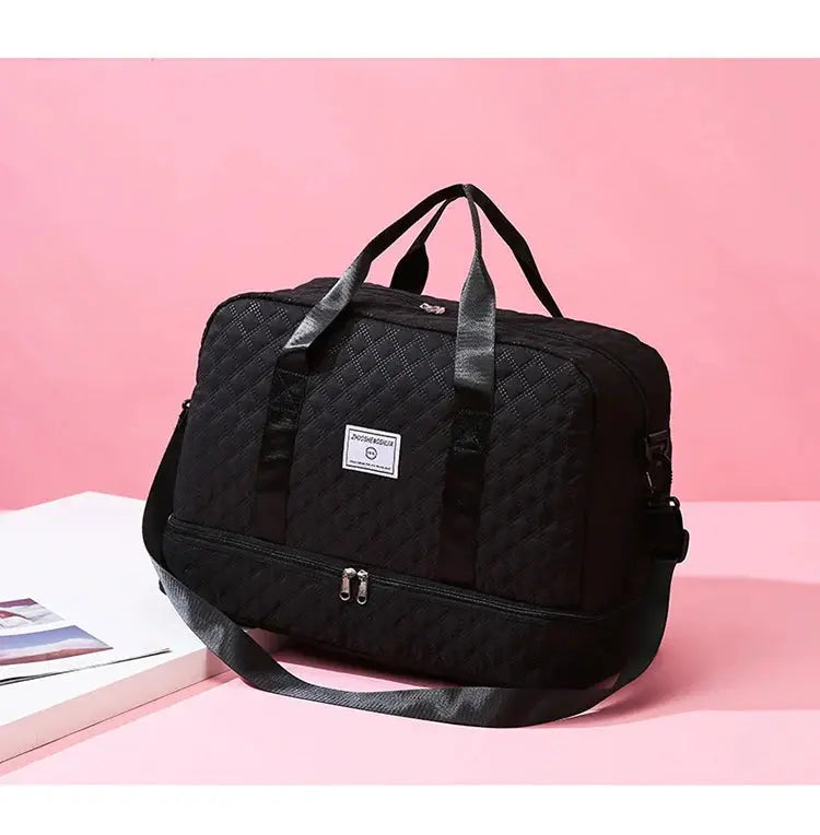 Buy Large Capacity Travel Bag Online in Qatar