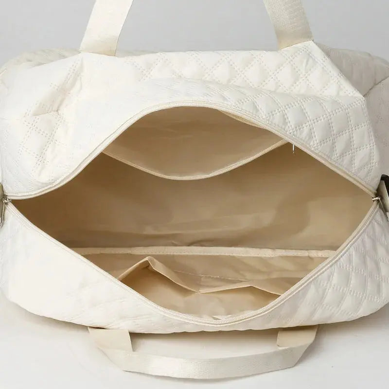 Buy Large Capacity Travel Bag Online in Qatar