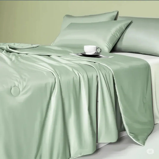 Cooling Quilt Blanket – Breathable, Hypoallergenic & Easy to Clean - Scrollcart Qatar