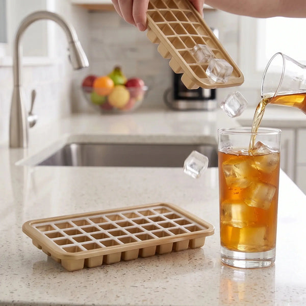 Ice Cube Tray with Spill-Resistant Lid Scrollcart Qatar 