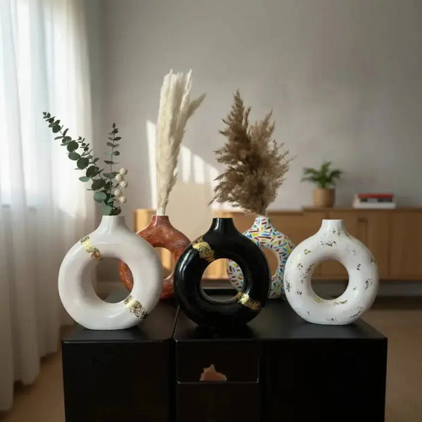 Modern Donut Shape Ceramic Decorative Vase Set Price Qatar