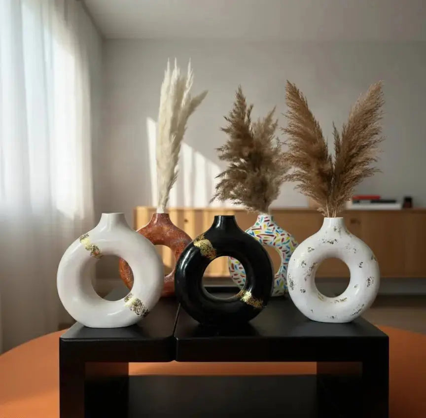 Modern Donut Shape Ceramic Decorative Vase Set Price Qatar