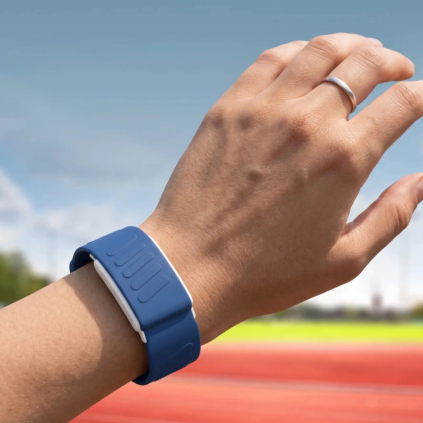 Moxedo Flow-Fit Silicone Strap for WHOOP 5.0 Doha Qatar