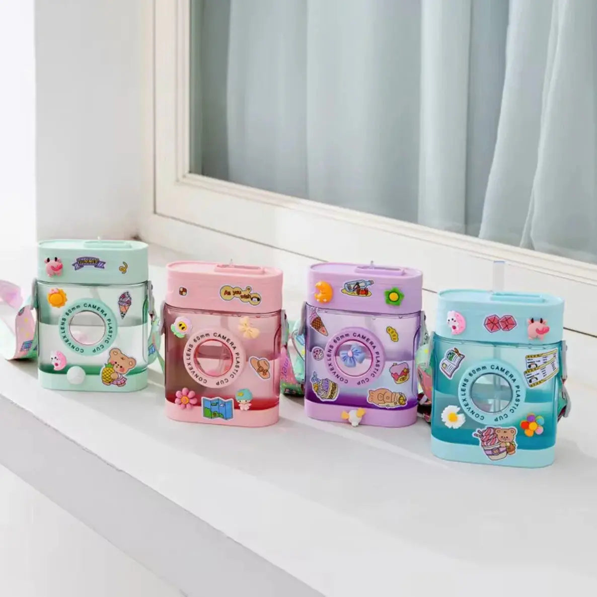 Retro Camera Water Bottle for Kids & Teenager – 450ml Plastic Sipper with Shoulder Strap Scrollcart Qatar 