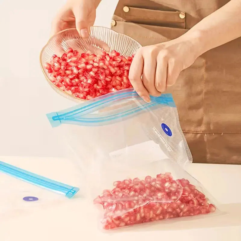 Reusable Vacuum Storage & Compression Space-Saver Bags with Travel Hand Pump Scrollcart Qatar 