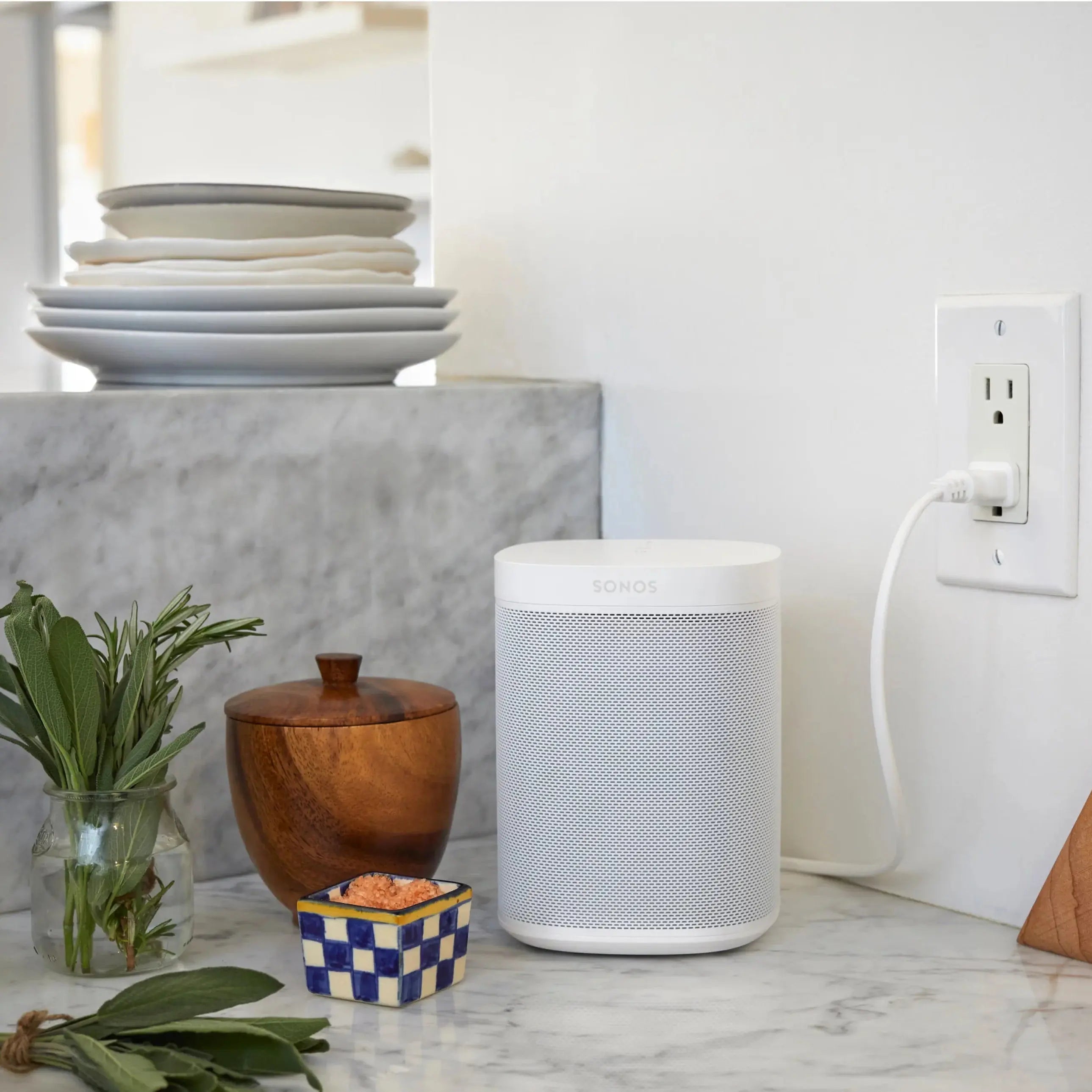 Sonos One Gen 2 Smart Speaker with Amazon Alexa Black | Sonos Scrollcart Qatar 