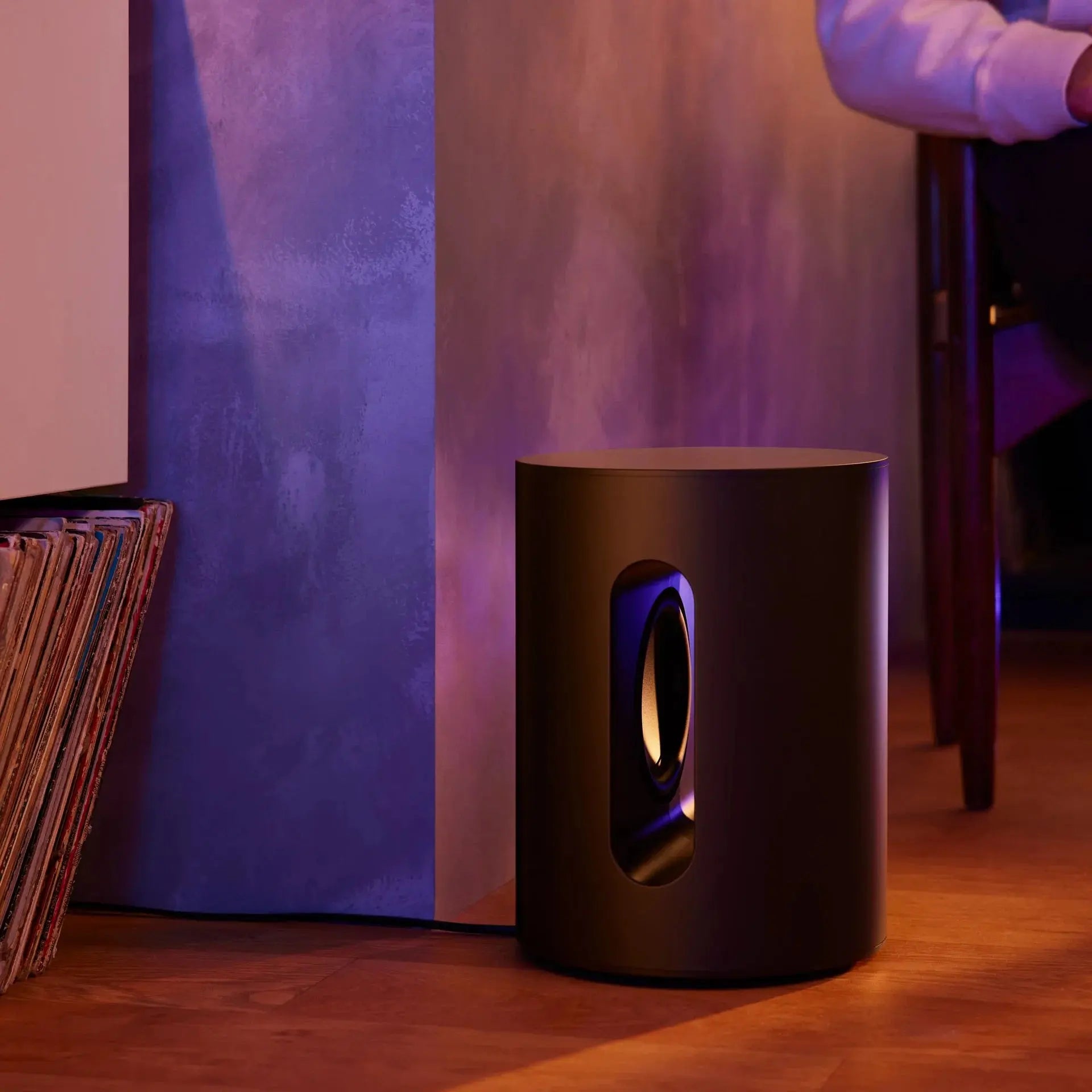 Sonos Sub Mini Compact Wireless Subwoofer Black Doha Qatar