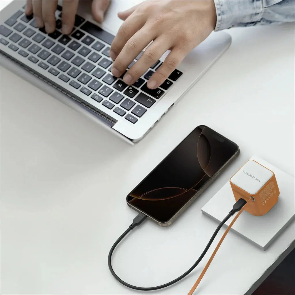 MOMAX 1-CHARGE 35W GAN 1 PORT CHARGER WITH BUILT-IN USB-C CABLE Scrollcart Qatar