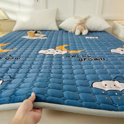Ultra soft Mattress Topper Cover - Bed sheet Protector with 4 Side Elastic Strap