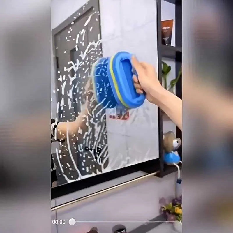 Handle Sponge Cleaning Brush: Ideal for bathroom, kitchen, and dishwashing tasks. - Scrollcart Qatar