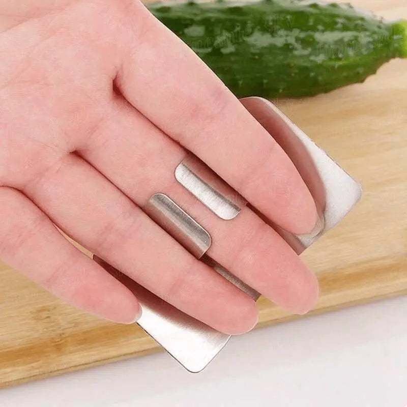Metal Finger Guard: Keep fingers safe while slicing vegetables in the kitchen - Scrollcart Qatar