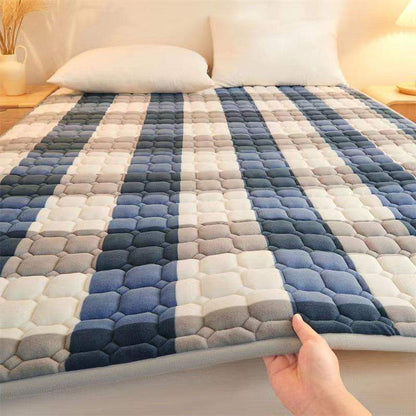 Ultra soft Mattress Topper Cover - Bed sheet Protector with 4 Side Elastic Strap - Scrollcart Qatar